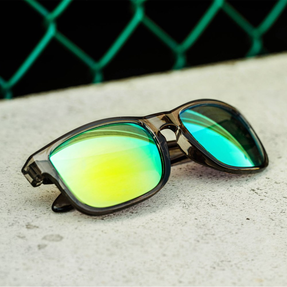 Shady Rays Titan - Emerald Smoke - Original Polarized