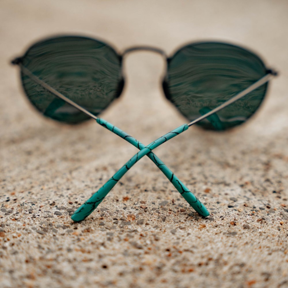 Shady Rays Tangle Free Aston - Country Chic Silver Rose